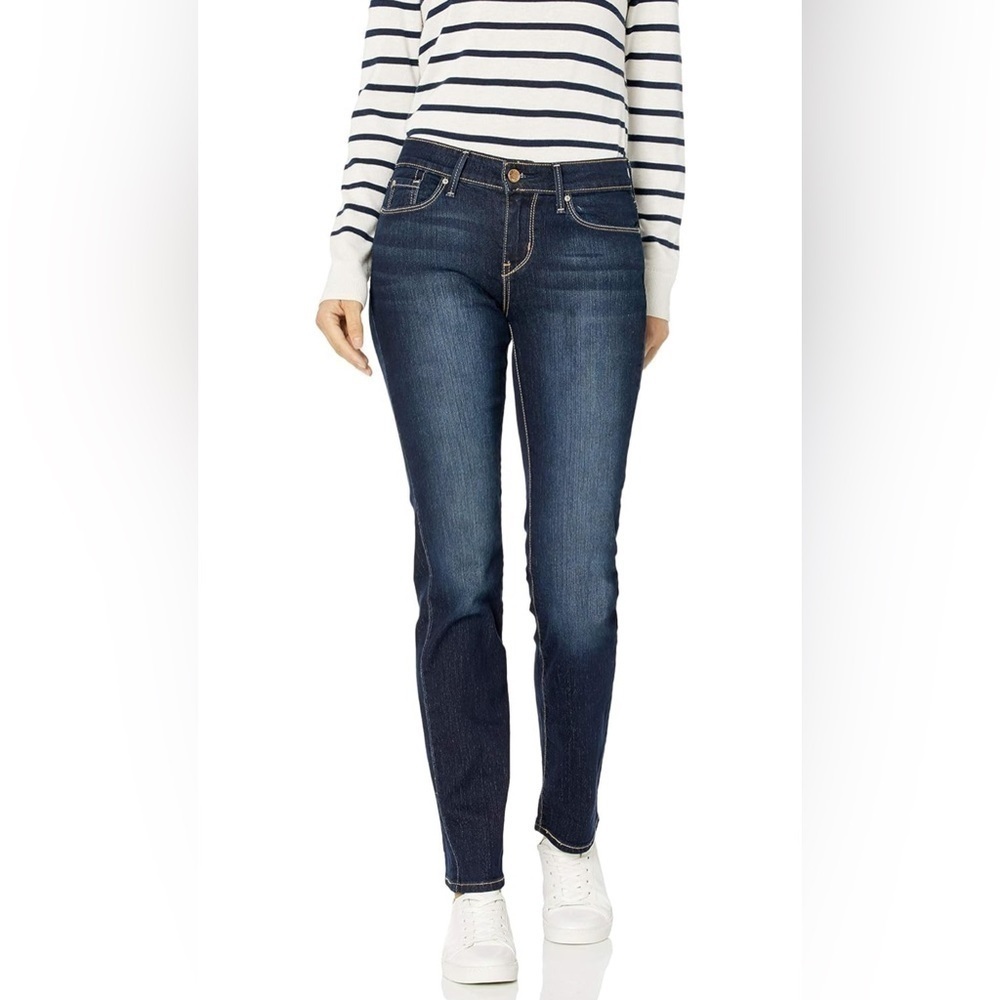 Signature by Levi Strauss & Co Women's Modern Straight Jeans— LONG